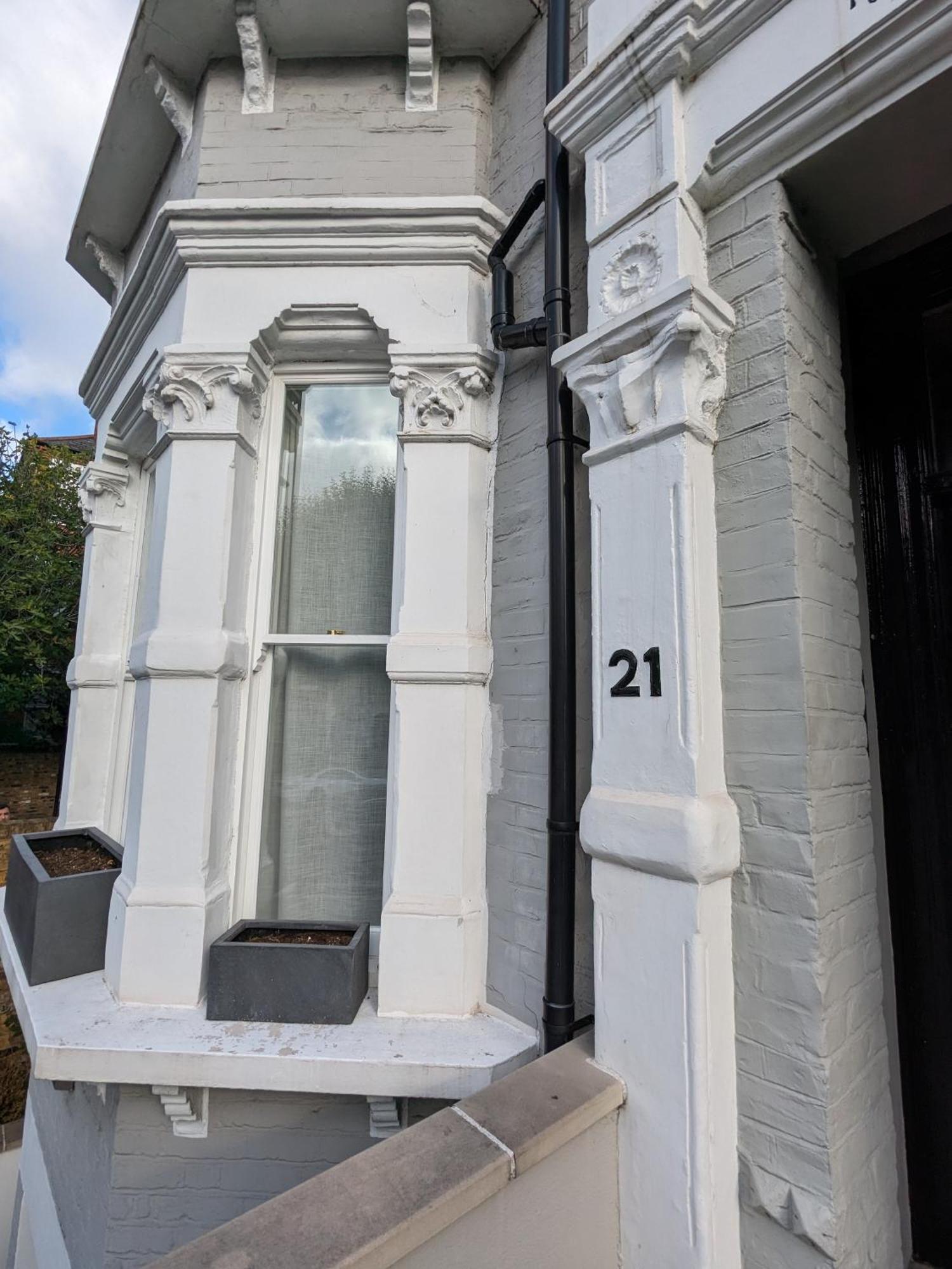 Charming Bright 2-bed Heritage Flat, Battersea Park, Appartamento